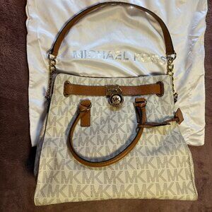 Michael Kors Hamilton Large Logo Tote